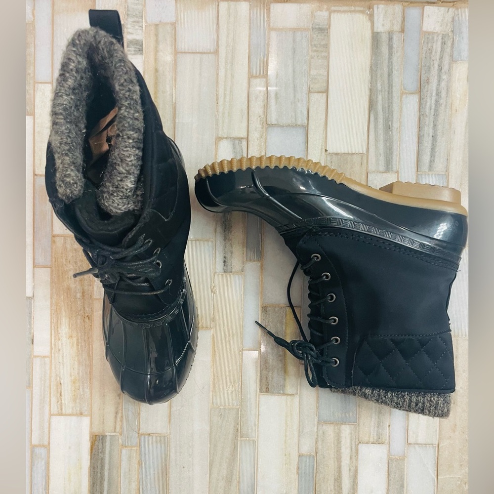 JustFab Black Winter & Rain Duck Boots size 9 - Picture 15 of 16